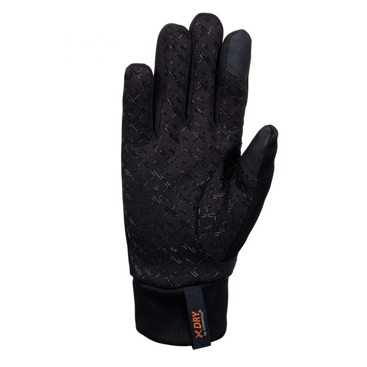 water proof gloves for rent in puerto natales for torres del paine in chile
